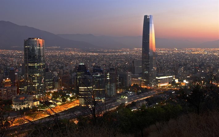 Santiago, Chile, illalla, pilvenpiirt&#228;ji&#228;, Titaani La Portada, Gran Torre Santiago, Torre Gran Costanera, My&#246;s Costanera Center Torre 2