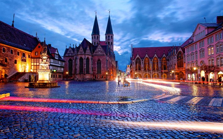 ブラウンシュワイクCity in Germany, 4k, 交通信号灯。, 夜景, 都市の景観, ドイツの都市, ヨーロッパ, ドイツ, ブラウンシュヴァイクドイツ