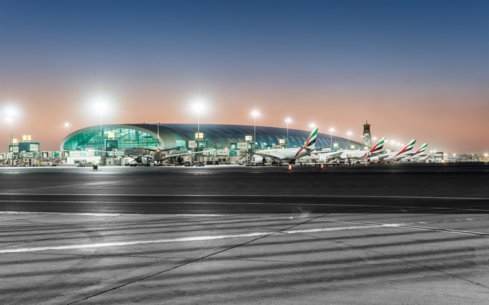 ドバイ国際空港, 4k, 夜, 旅客機, ドバイ, UAE