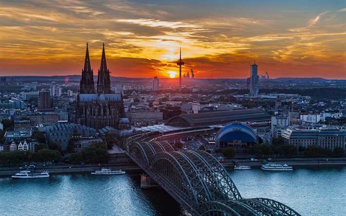 Pont Hohenzollern, 4k, la Cath&#233;drale de Cologne, en Allemagne, coucher de soleil, Europe, Cologne, au soir, les villes allemandes