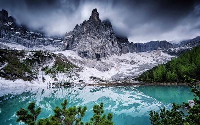 Sorapiss, Dolomiti, lago di montagna, Alpi, Sorapiss Mountain, paesaggio di montagna, sera, tramonto, Veneto, Italia