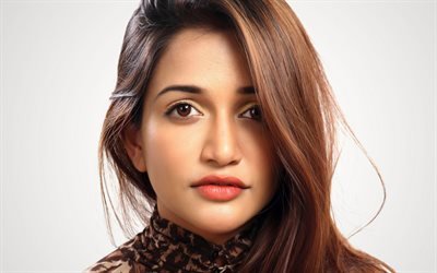 Anaika Soti, bollywood, attrice indiana, ritratto, viso, bella bruna
