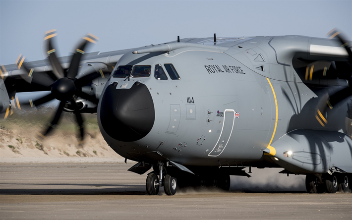Velivoli per il trasporto militare Airbus A400M, aeromobili cargo, Militare Airbus