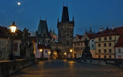 Pont Charles, Prague, paysage urbain, de la vieille ville, les lumi&#232;res de la ville, R&#233;publique tch&#232;que, de la lune