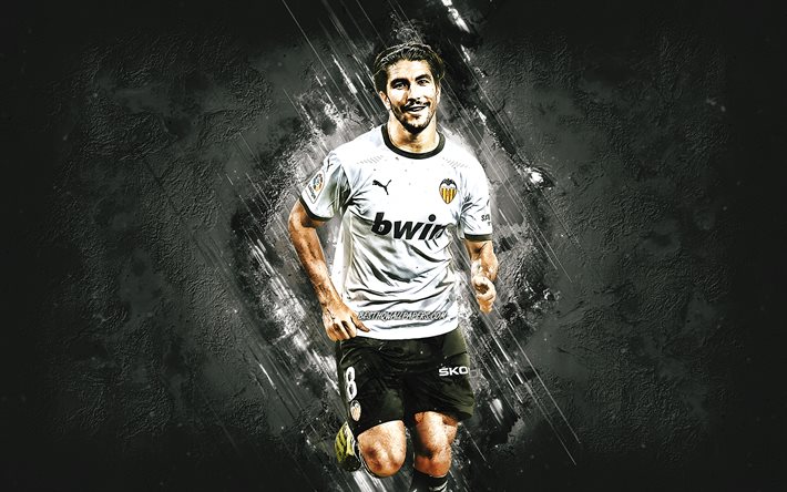 Carlos Soler, Valencia CF, espanjalainen jalkapalloilija, keskikentt&#228;pelaaja, valkoinen kivi tausta, jalkapallo
