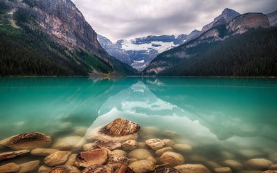 Lake Louise, mountain lake, azure lake, mountain landscape, emerald lake, Alberta, Banff National Park, Canada
