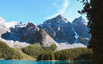 Moraine Lake, spring, mountain lake, rocks, forest, morning, mountain landscape, Alberta, Canada