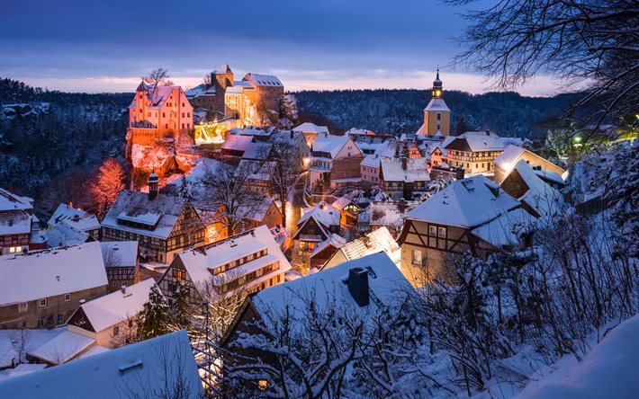 Hohnstein, 4k, kış, akşam manzaraları, alman şehirleri, kaleler, kilise, r&#252;zg&#226;rla oluşan kar yığınları, Almanya, Avrupa