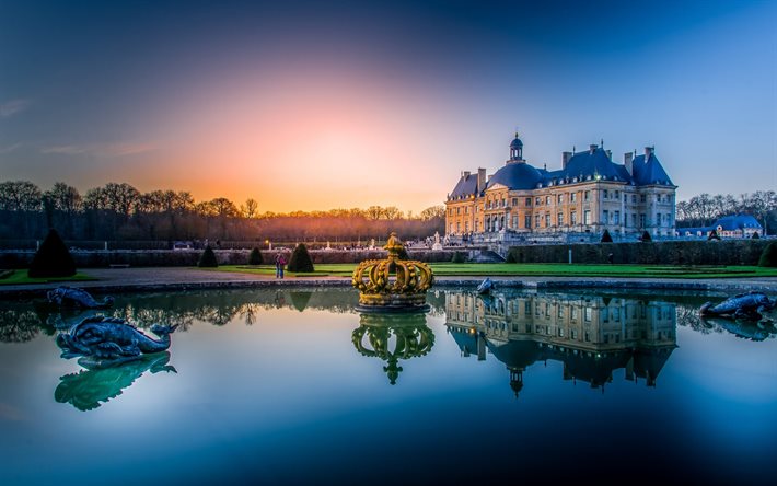 Palace of Vaux-le-Vicomte, fountain, luxury castle, evening, sunset, landmark, Chateau de Vaux-le-Vicomte, Maincy, France