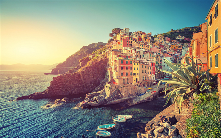 Riomaggiore, Cinque Terre, costa, Italia, bella citt&#224; italiana, paesaggio di montagna, mattina, sunrise, Liguria, La Spezia