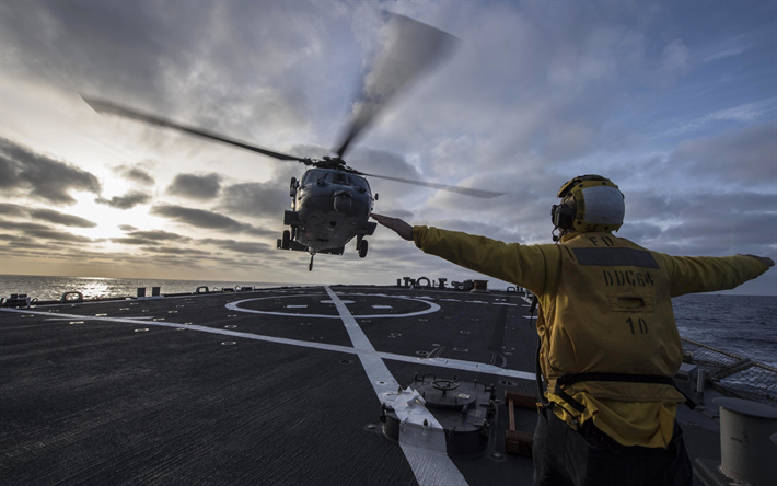 Sikorsky SH-60 Seahawk, USS Carney, DDG-64, US Navy, Mediterranean, Deck Multipurpose Helicopter, USA, landing on a warship