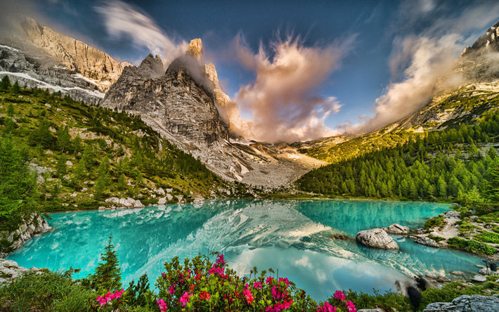 Dolomiterna, Italien, berg sj&#246;ar, Alperna, Europa, vacker natur, sommar, HDR
