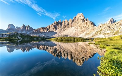 montagne, lac, matin, Dolomites, en été, en Italie, paysage, ciel bleu