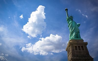 Estatua de la Libertad, Nueva York, monumento, estados UNIDOS, la Isla de la Libertad, el cielo azul, el 4 de julio, D&#237;a de la Independencia