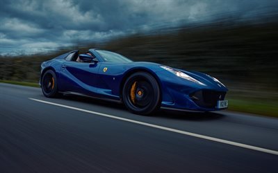 Ferrari 812 GTS, 4k, flou de mouvement, 2021 voitures, supercars, UK-spec, 2021 Ferrari 812 GTS, voitures italiennes, Ferrari