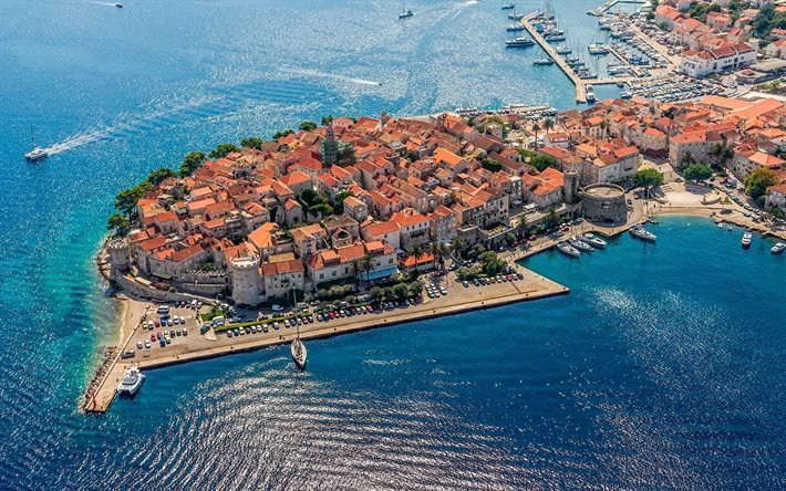 Korcula, Yadran, kroatisk resort, Adriatiska havet, gamla stan, kust, sommar, Korcula City, Korcula stadsbild, flygfoto, Kroatien