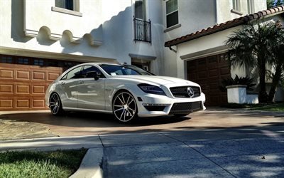 Mercedes-Benz CLS63 AMG, la berline sport, tuning CLS, ext&#233;rieur, blanc berline, voitures allemandes, Mercedes