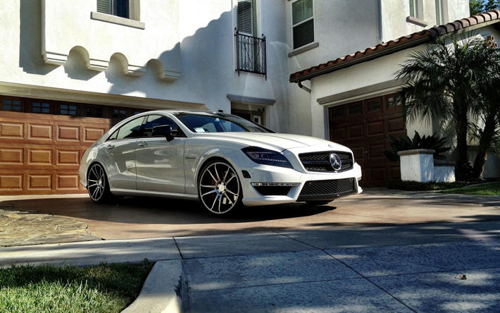 Mercedes-Benz CLS63 AMG, el sed&#225;n deportivo, el ajuste de la CLS, exterior, sed&#225;n blanco, los coches alemanes, Mercedes