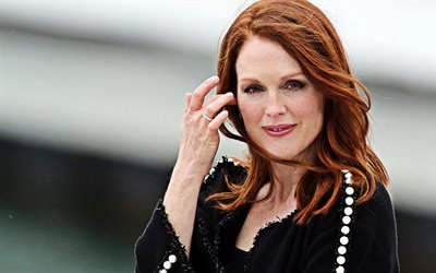 Julianne Moore, American actress, portrait, smile, photoshoot, beautiful woman, Hollywood star