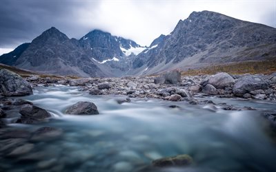 berg river, bergslandskapet, stenar, Norge, Lyngen