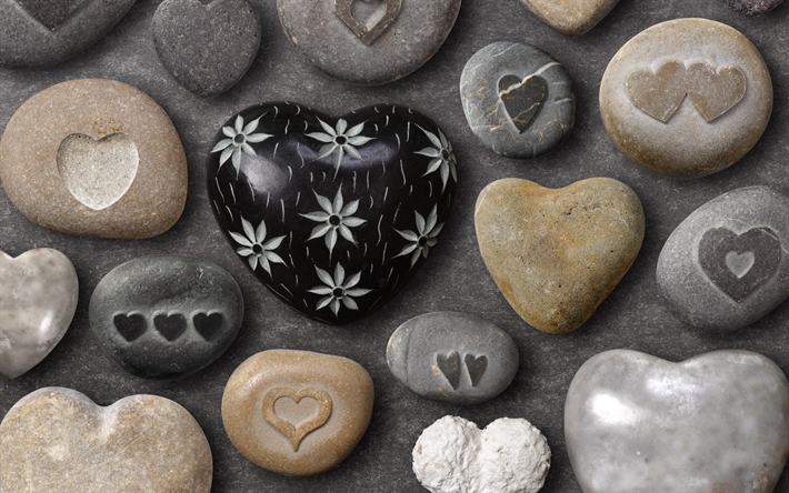 A forma di cuore di pietra, nero, cuore di pietra, ciottoli, pietre, con il cuore di pietra, romantico sfondo