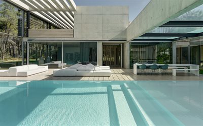 belle piscine dans la cour, idée pour une piscine, loft, piscine sans parapet, piscine dans la maison