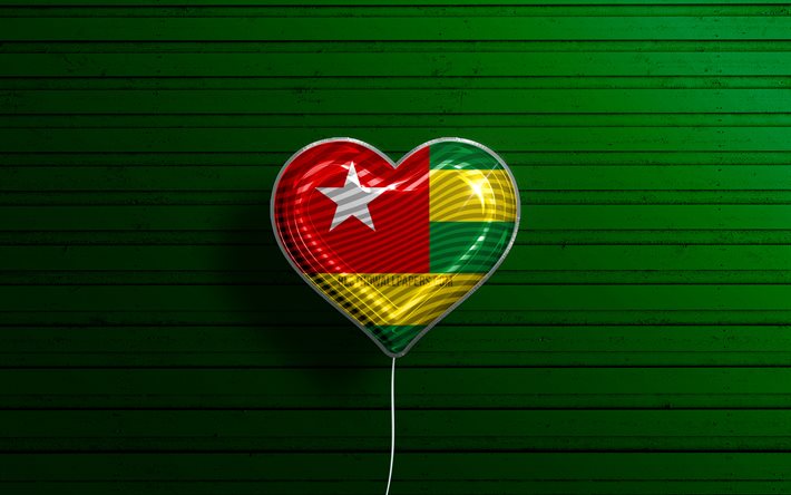 J&#39;aime le Togo, 4k, ballons r&#233;alistes, fond en bois vert, pays africains, coeur de drapeau togolais, pays pr&#233;f&#233;r&#233;s, drapeau du Togo, ballon avec drapeau, drapeau togolais, Togo, amour Togo