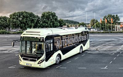 Volvo, autonoma elektrisk buss, stadsbussar, persontransporter begrepp, elektrisk transport, bussar i framtiden