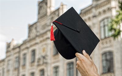 utbildning, svart graduation cap, examen begrepp, svart examen med m&#246;ssan i hand, universitet, studenter