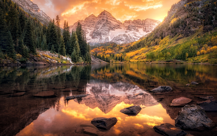 paysage de montagne, l&#39;automne, jaune, arbres, lac de montagne, le Canada, les montagnes