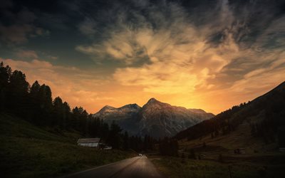 Kantonin Graub&#252;nden, Alpeilla, mountain maisema, illalla, sunset, Canton of Graubunden, Splugen, Sveitsi