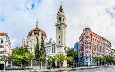San Manuel y San Beniton kirkko, Madrid, katolinen kirkko, aamu, Madridin maamerkki, Espanja