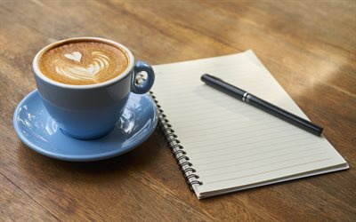 art latte, tasse de café, coeur d'art latte, bloc-notes, tasse bleue, illustration sur le café