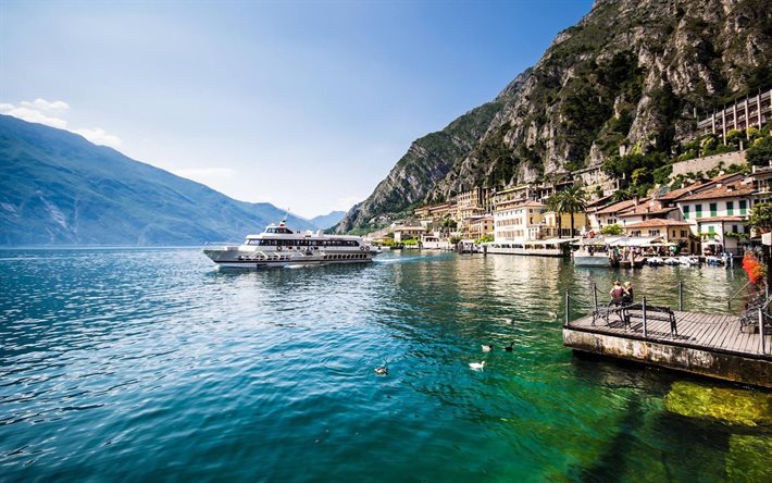 Lac de Garde, lac de montagne, yachts de luxe, paysage de montagne, Italie, plus grand lac d&#39;Italie