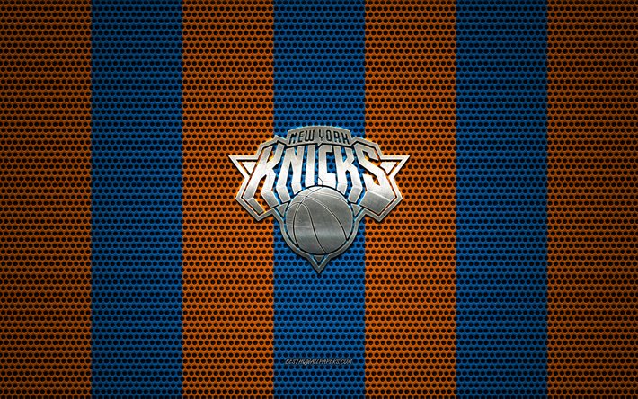 New York Knicks logo, Amerikan basketbol kul&#252;b&#252;, metal amblem, mavi, turuncu metal mesh arka plan, New York Knicks, NBA, New York, ABD, basketbol