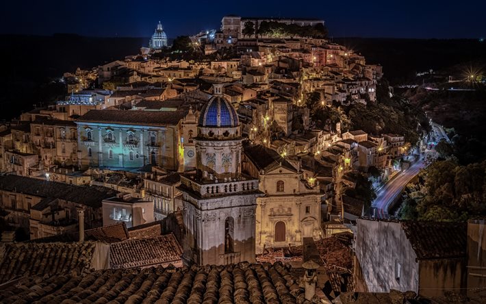 Ragusa, Ragusa Roma Katolik Piskoposluğu, gece, simgesel yapı, şehir manzarası, Ragusa panorama, Sicilya, İtalya