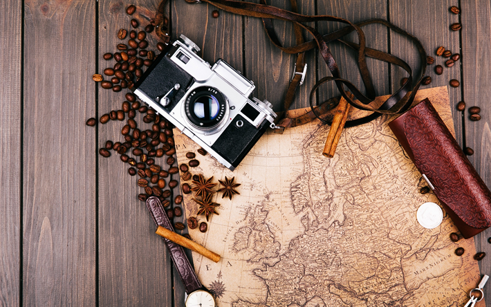 reise-konzepte, alte karte, reisen, location-wahl, kamera, kaffee bohnen