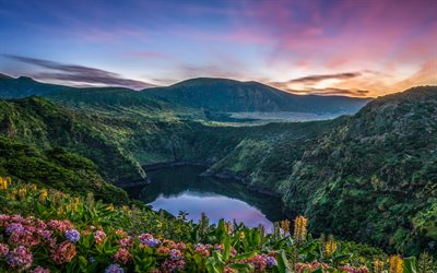 Comprida Lago, noite, lago de montanha, primavera, hort&#234;nsia, paisagem de montanha, Ilha Das Flores, A&#231;ores, Portugal