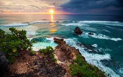 Indonésie, 4k, coucher de soleil, côte, vagues de la mer, belle nature, Asie, HDR, paradis