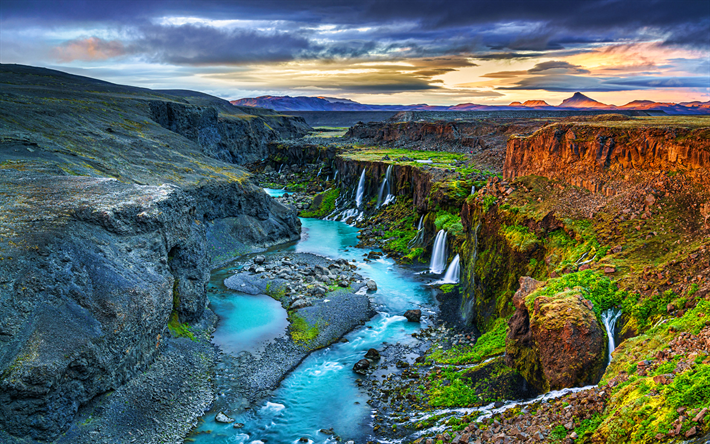 islandia, ca&#241;&#243;n, r&#237;o azul, monta&#241;as, clima nublado, cascadas, verano, naturaleza hermosa, hdr, europa