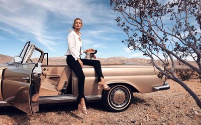 Carolyn Murphy, American model, photoshoot, beautiful woman, fashion model, desert, woman in car