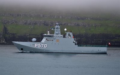 Le hmds Knud Rasmussen, P570, Royal Danish Navy patrol vessel, border, icebreaker warship
