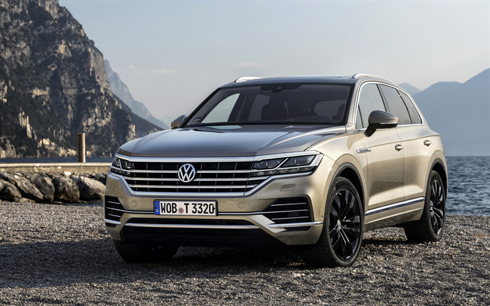 4k, Volkswagen Touareg, 2018, SUV, beige luxury SUV, front view, new beige Touareg, Atmosphere, Volkswagen