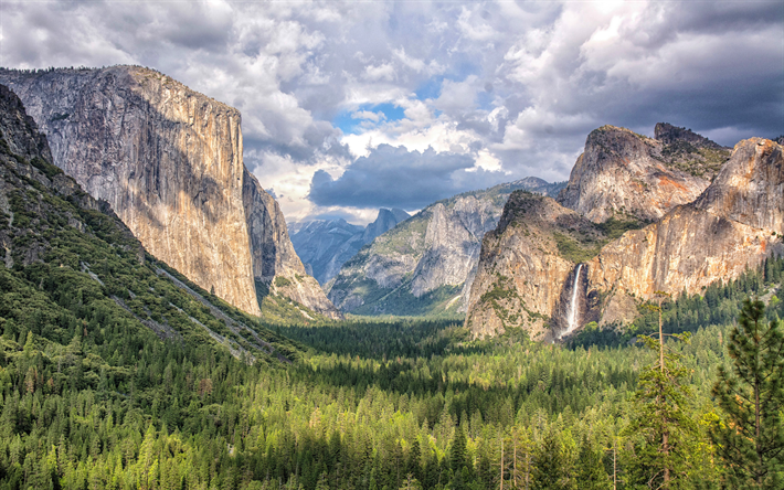 Yosemite Ulusal Parkı, 4k, Yosemite Vadisi, Amerikan tarihinin, bulutlar, orman, California, USA, Amerika