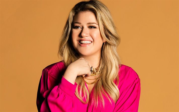 Kelly Clarkson, chanteur am&#233;ricain, portrait, robe rose, photographie, sourire, chanteur populaire