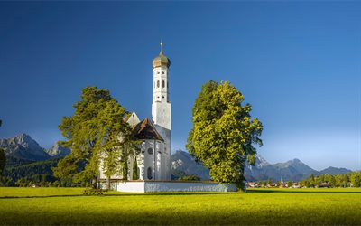 chiesa di san coloman, primavera, alpi, montagne, schwangau, sankt coloman, baviera, germania