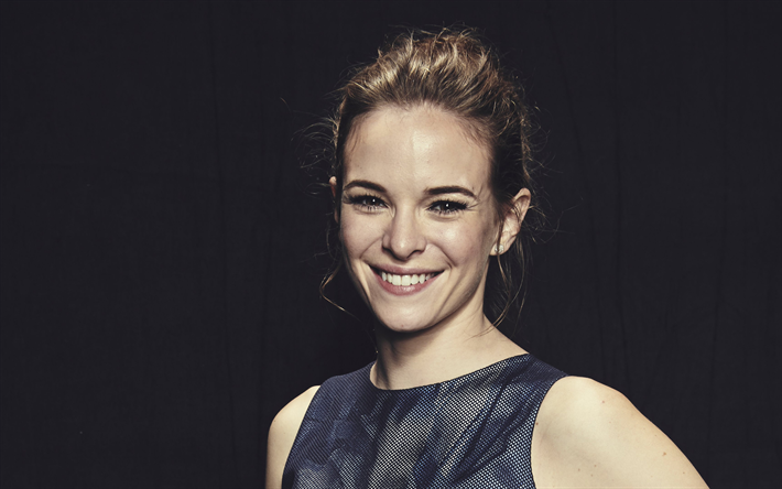 Danielle Panabaker, 4k, smile, american actress, beauty, Hollywood