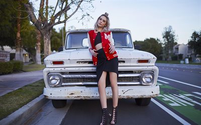 4k, Amanda Steele, 2018, movie stars, photoshoot, car, american actress, Hollywood, young actress, beauty