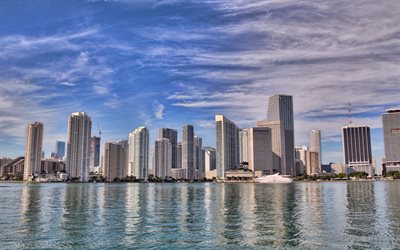 Miami, Amerikkalainen kaupunki, pilvenpiirt&#228;ji&#228;, Miami kaupunkikuvaan, Miamin horisonttiin, Kaupungin Miami, Florida, USA
