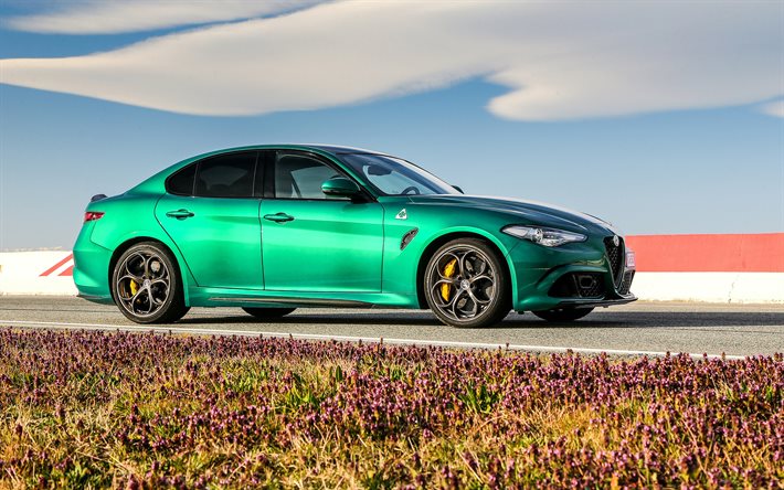 ダウンロード画像 Alfa Romeo Giuliaクアドリフォリオ ドゥーエ フロントビュー 外観 チューニングgiulia 緑セダン 新緑giuliaクアドリフォリオ ドゥーエ イタリア車 アルファロメオ フリー のピクチャを無料デスクトップの壁紙